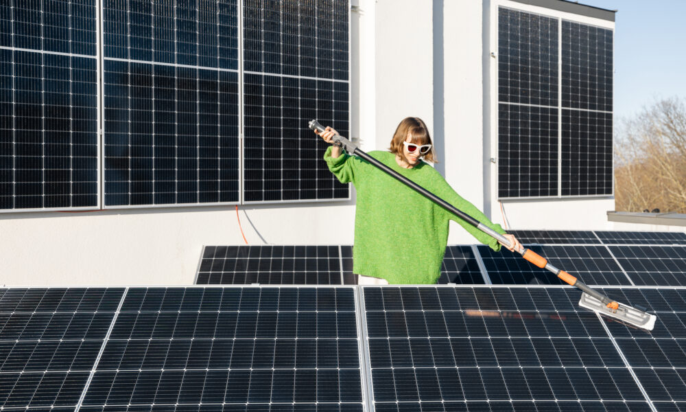 Eine Photovoltaikanlage ist eine Investition in eine nachhaltige und umweltfreundliche Energieversorgung. Mit diesen Tipps und Tricks können Sie das volle Potenzial Ihrer PV-Anlage ausschöpfen und gleichzeitig Ihre Energiekosten senken.